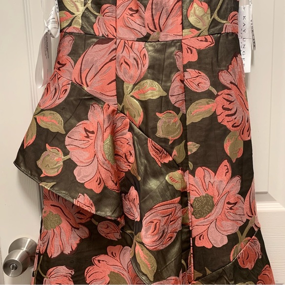 NWT KAY UNGER BELLE FLORAL PRINT RUFFLED SLEEVELESS A-LINE GOWN - Picture 7 of 12